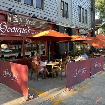 Georgio's Village Cafe